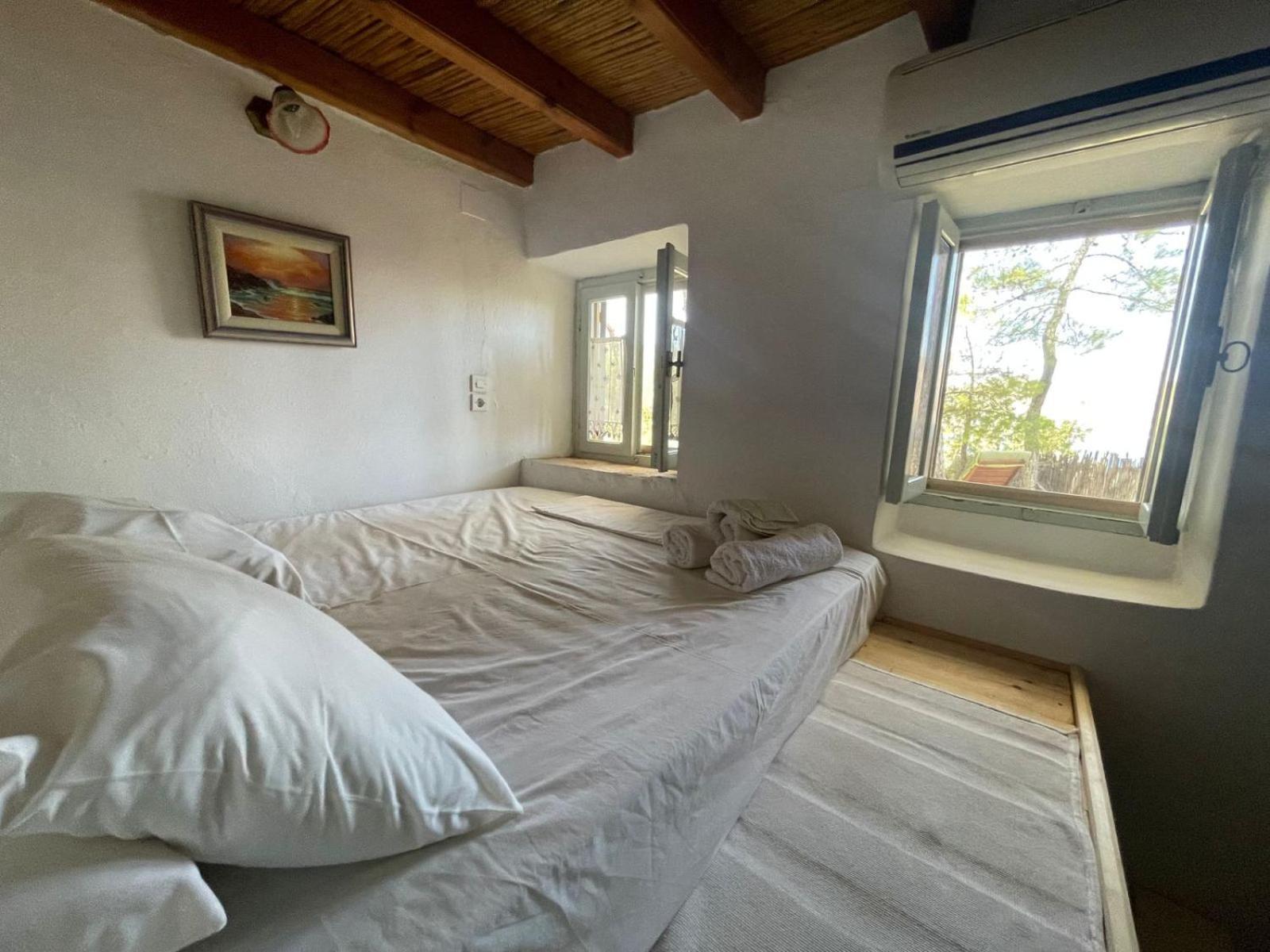 Petrino 2 - Traditional Lerian House Lakkíon Zewnętrze zdjęcie